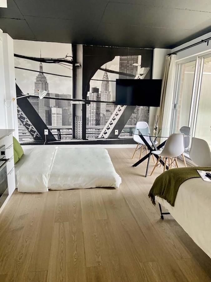 Appartement Condo Avec Terrasse Privee Dans Le Quartier Des Spectacles Montreal Luaran gambar